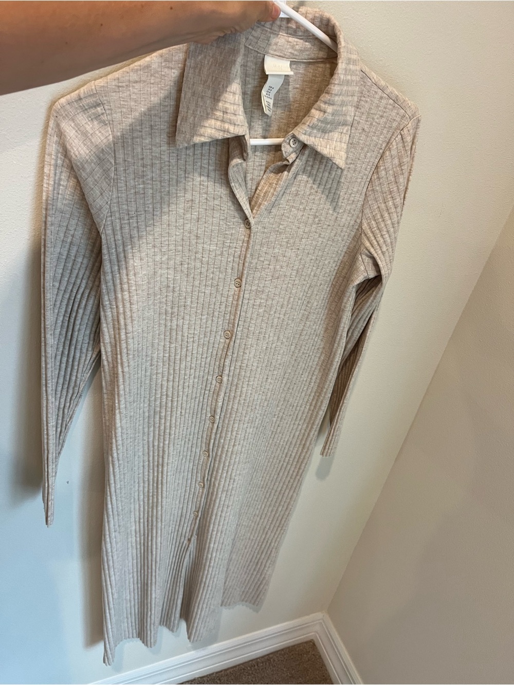 H&M Cream Ribbed Button-Front Long Sleeve Midi Dress